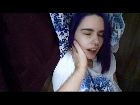 ❤️ Loaʻa i koʻu kaikuahine i loko o ke keʻena kīʻaha a kōkua iā ia e ʻimi ❤️ Anal video ia makou ﹏
